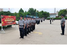 煙臺(tái)福山保安公司利用假期時(shí)間加強(qiáng)對(duì)校園保安隊(duì)伍的全面化、規(guī)范化訓(xùn)練！